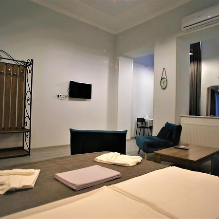 Love Home Tbilisi ภายนอก รูปภาพ