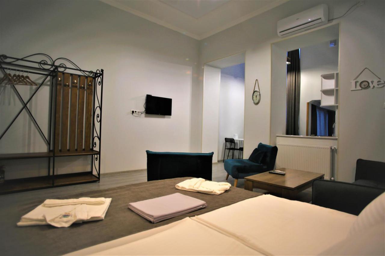 Love Home Tbilisi ภายนอก รูปภาพ
