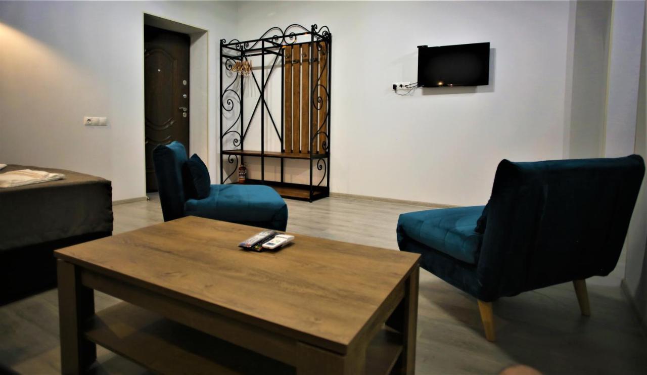 Love Home Tbilisi ภายนอก รูปภาพ